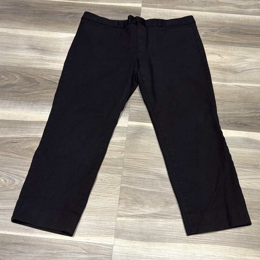 Banana Republic black cropped Sloan pants